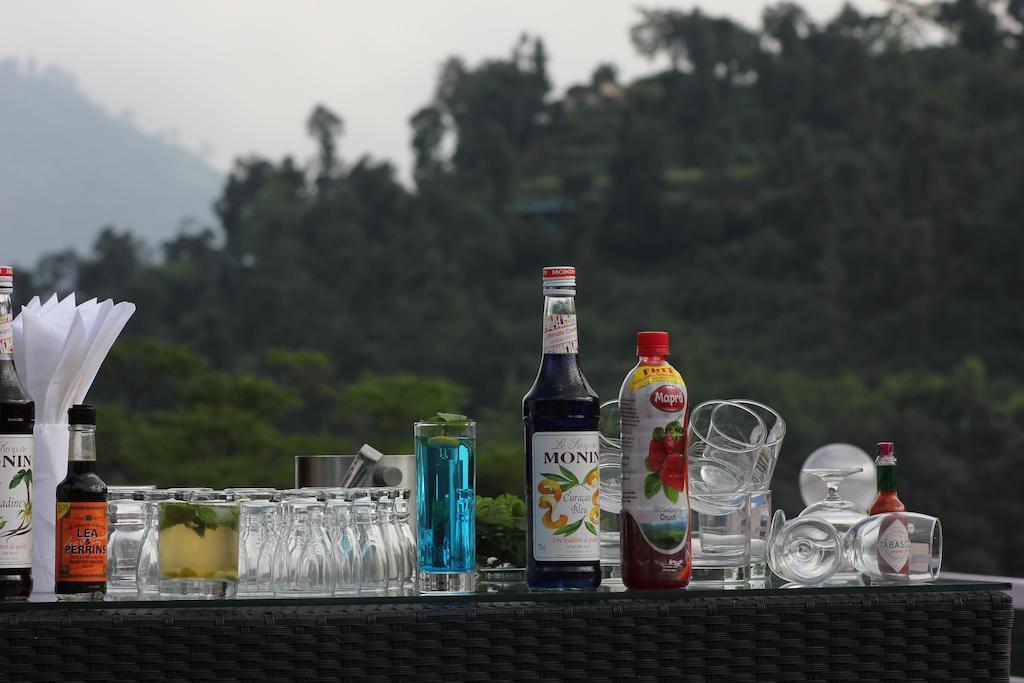 The Royal Court Hotel Nainital Exterior photo