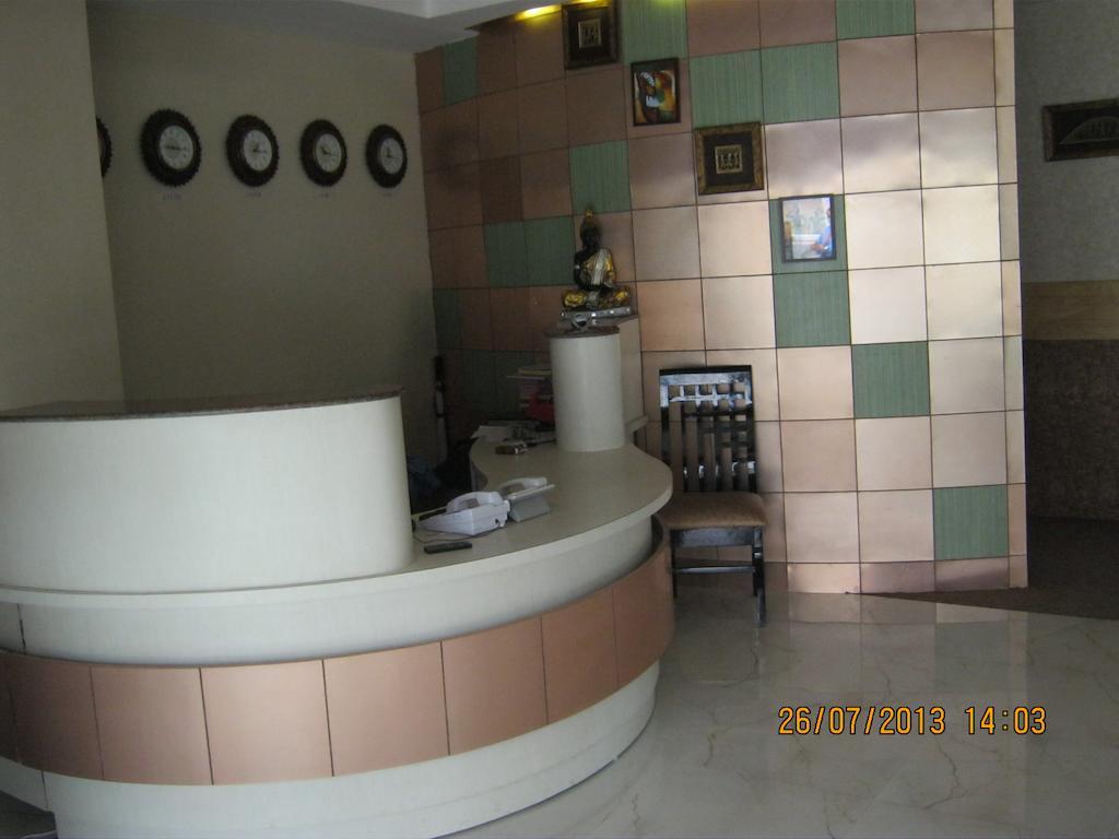 The Royal Court Hotel Nainital Exterior photo