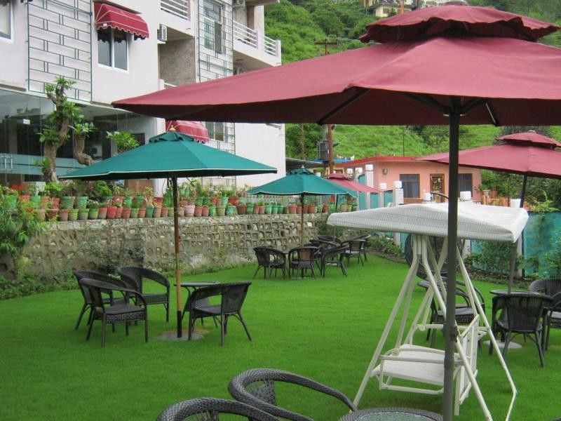 The Royal Court Hotel Nainital Exterior photo